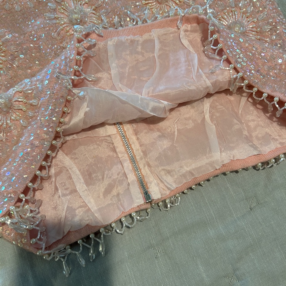 Vintage light pink beaded tank. Size M - Picture 9 of 11